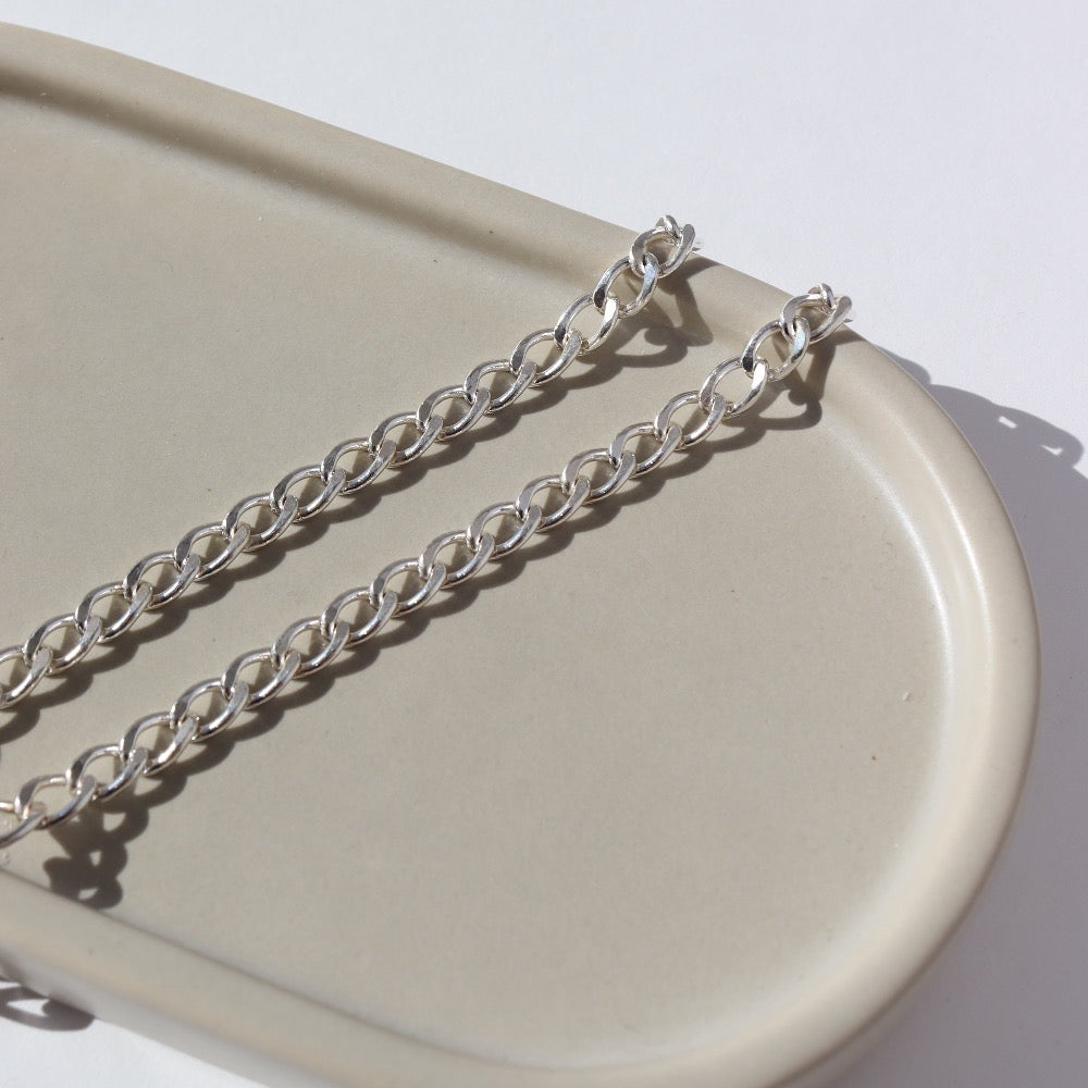 Alexandra Chain I Bold Chain Necklace | Token Jewelry