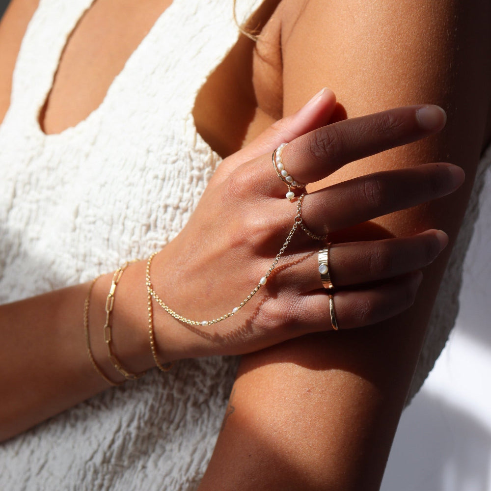 Gemini Hand Chain with Pearl