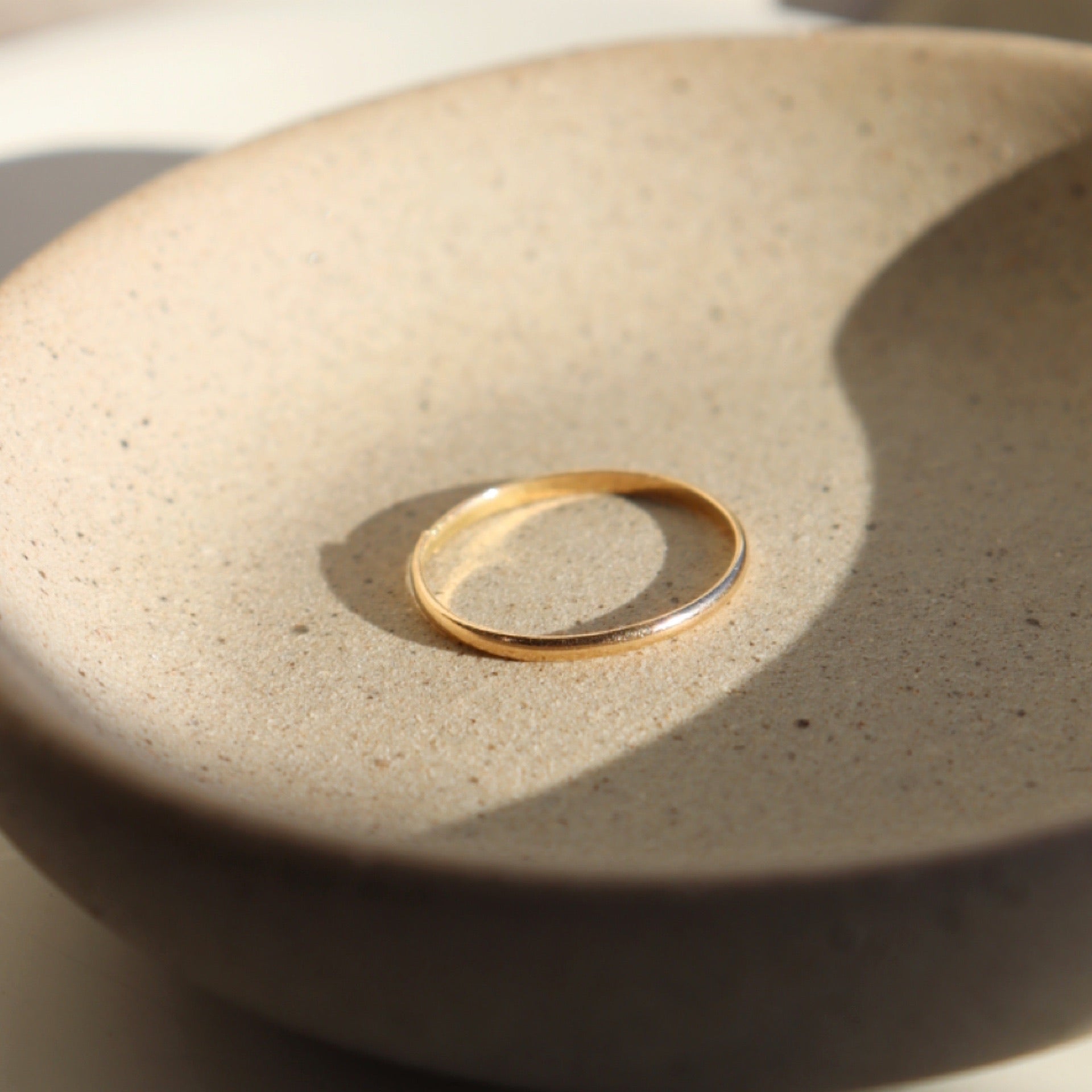 Soierieリング Vintage circle ring il_fullxfull.3263254028_ckoc.jpg