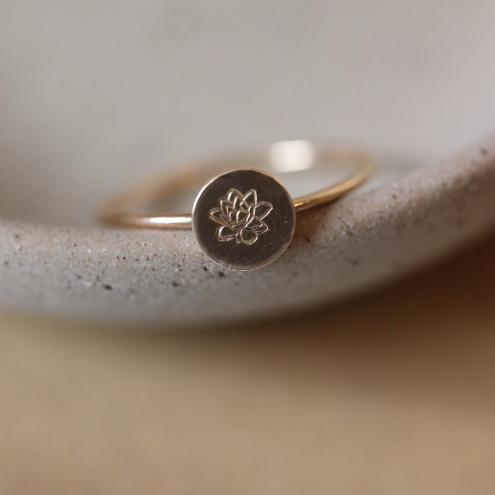 Birth Flower Ring – Token Jewelry