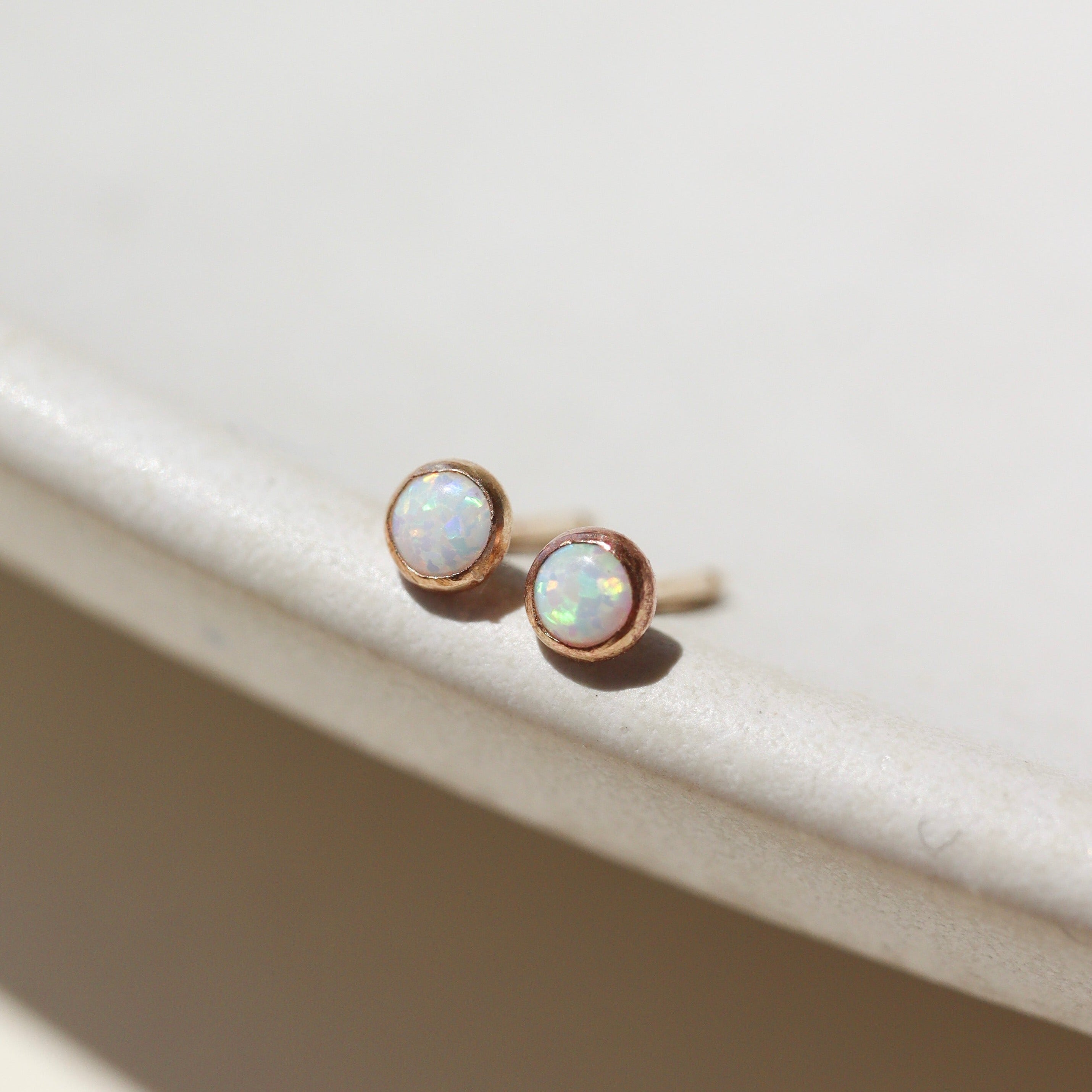 14k Gold Opal Petite fashion Stud Earrings