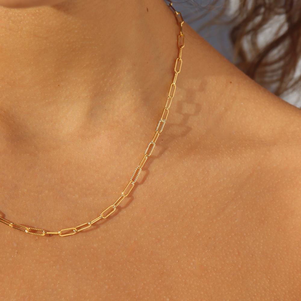 14k gold fill piper chain on model