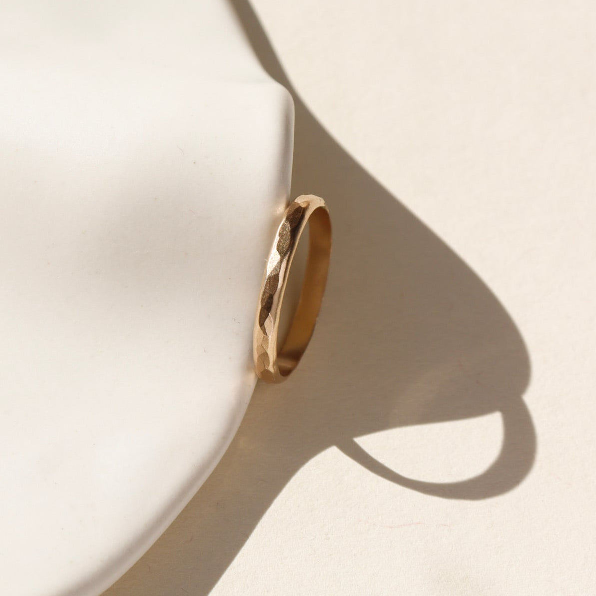 14k gold fill Heritage band. The heritage band Features a lightly hammered band to a high shine. 