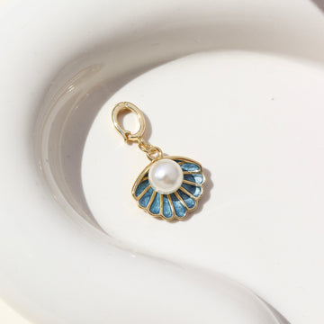 Shell with Pearl Charm