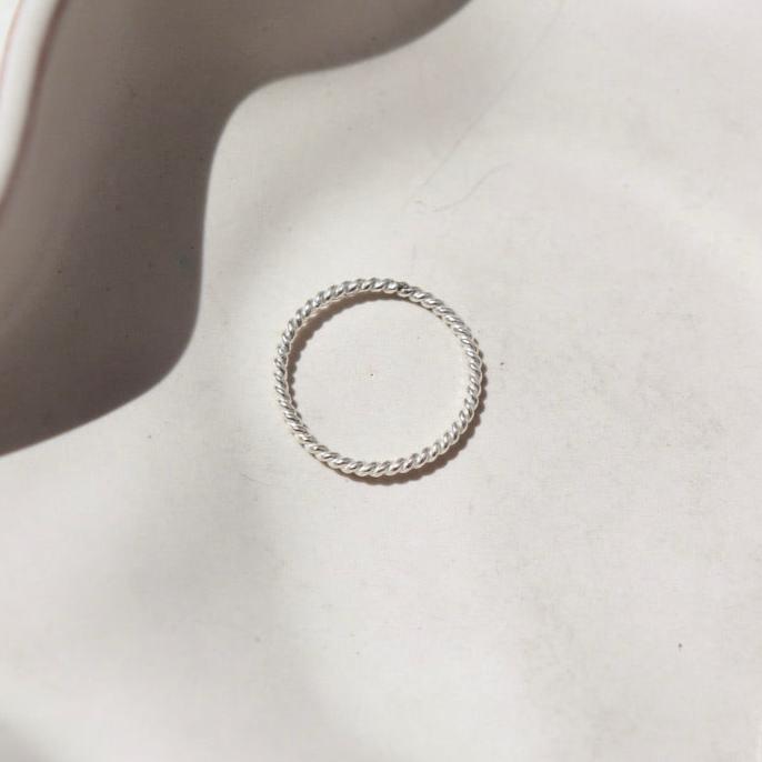 925 Sterling Silver Spiral Ring