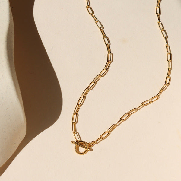 Arden Toggle Necklace I Paperclip Chain Necklace with Toggle Clasp
