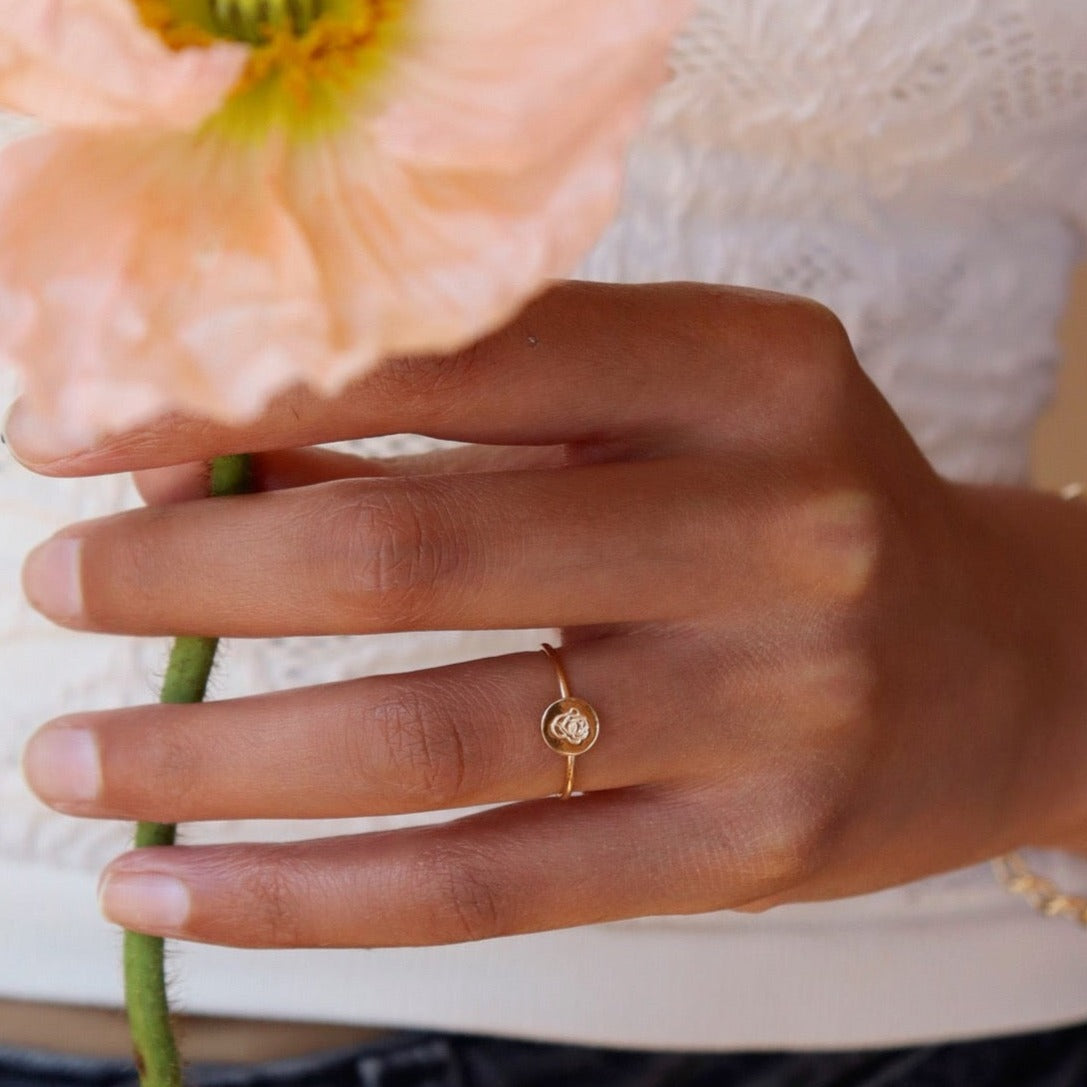 Birth Flower Ring – Token Jewelry