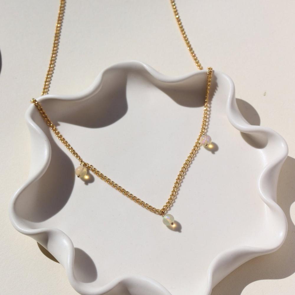 Siri Necklace