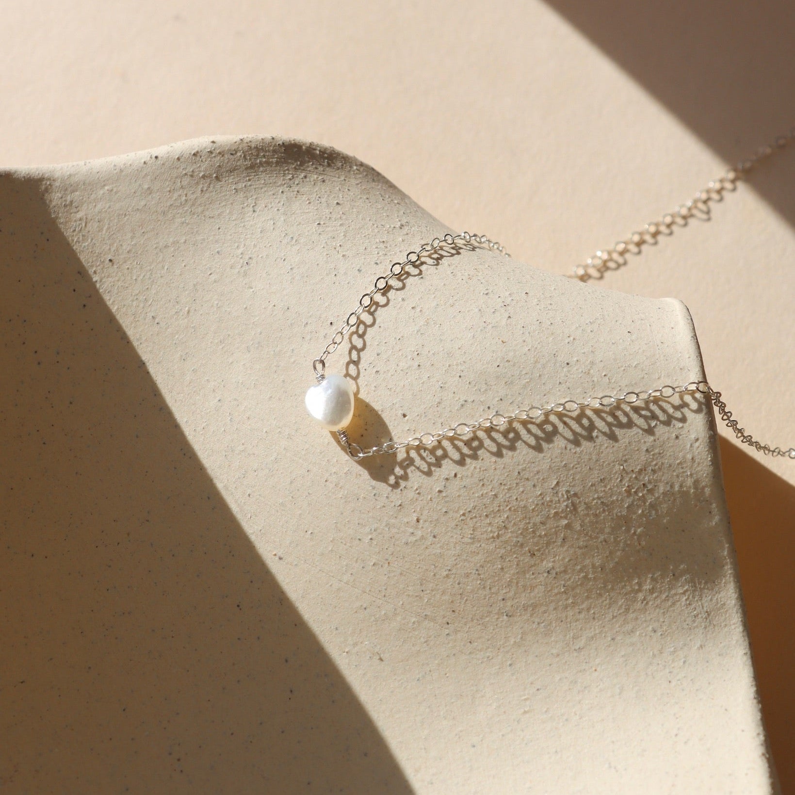 sterling silver dainty chain necklace with mother of pearl bead