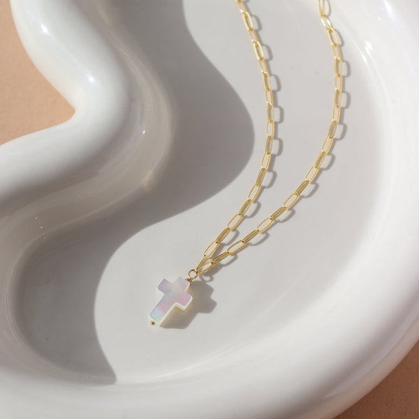 ネックレス・ペンダント Cross Pearl Necklace (White) Amazon.com: Iutymu White Pearl Cross Necklace Gold Filled