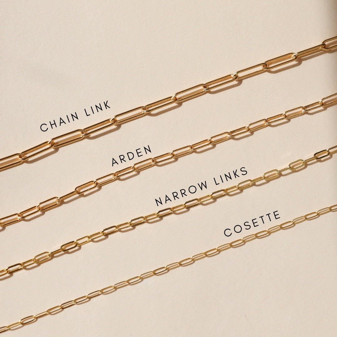 Narrow Links Bracelet I Delicate Paperclip Chain Bracelet | Token